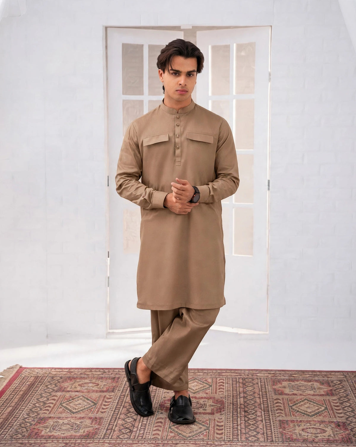 BAHADUR (Stitched)