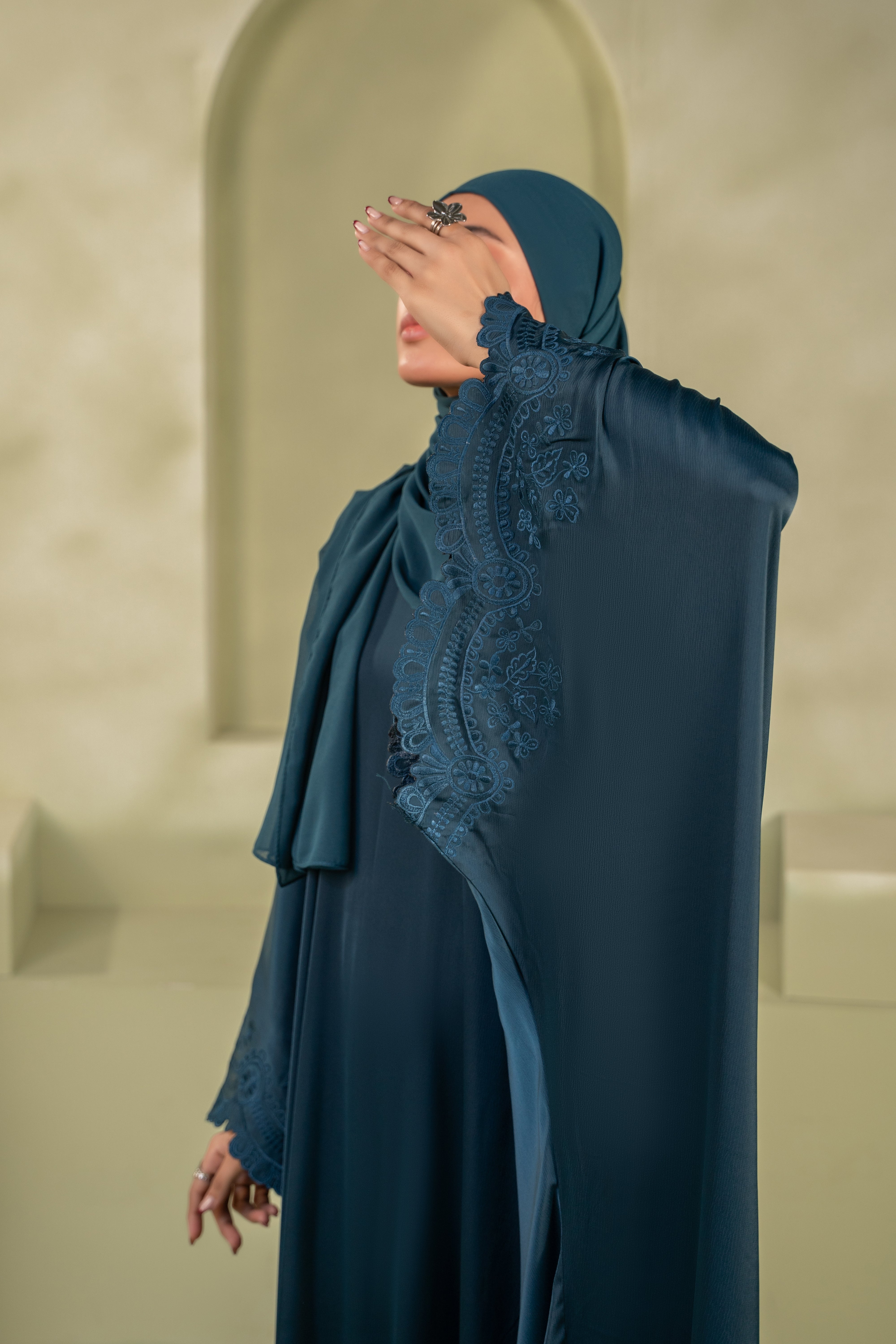 ROYAL (Stitched)