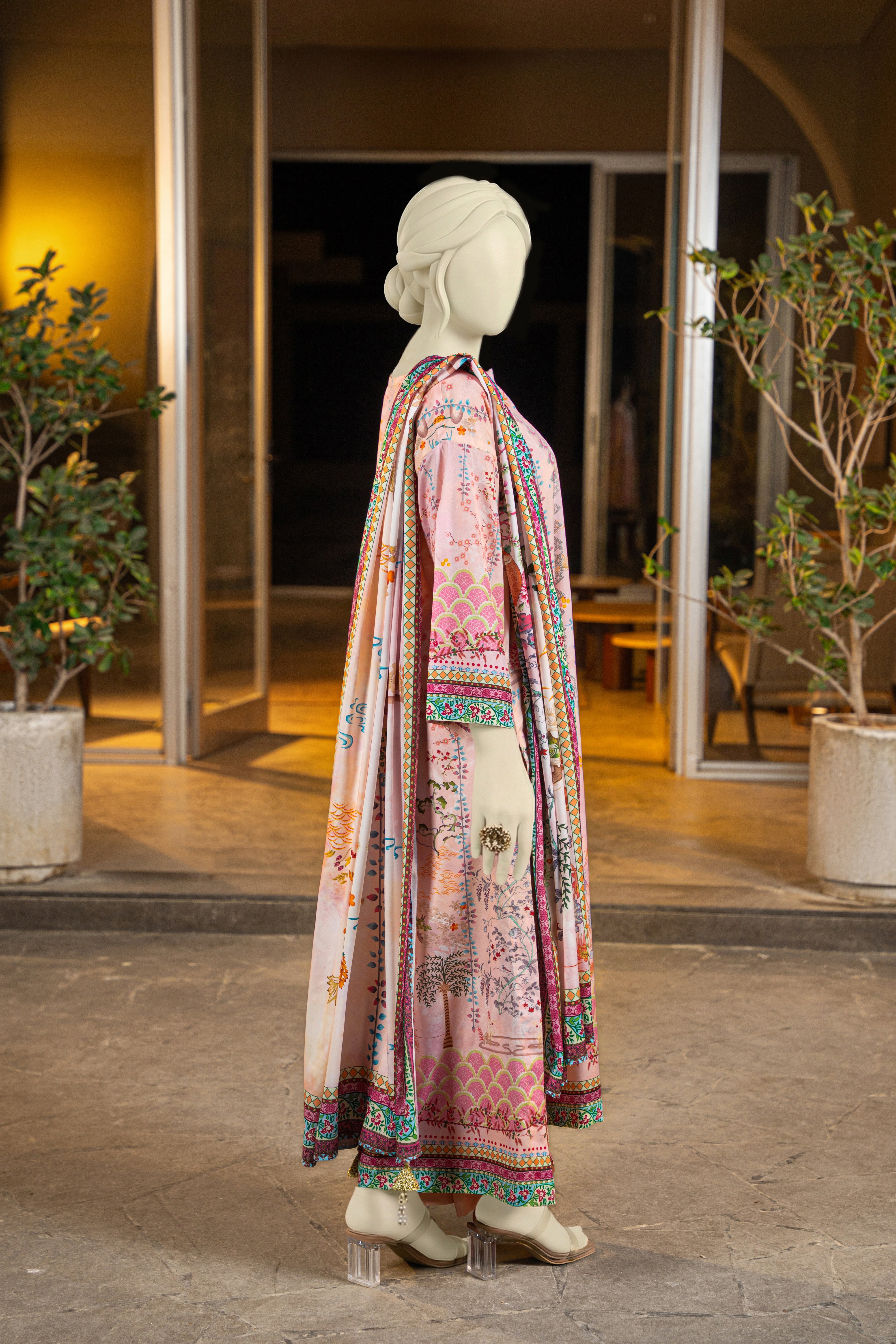 PEMBE | 3PC Stitched Suit