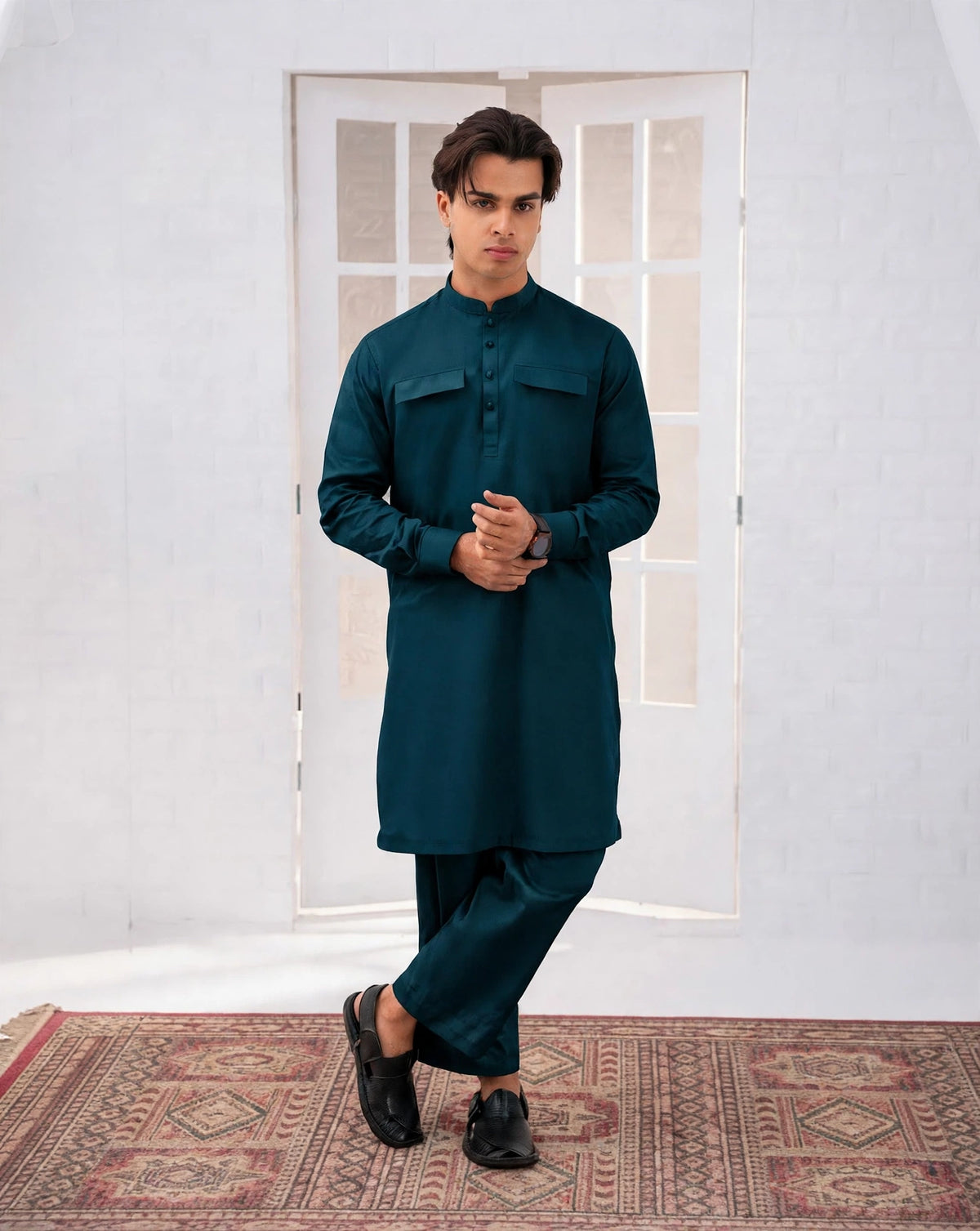 BAHADUR (Stitched)