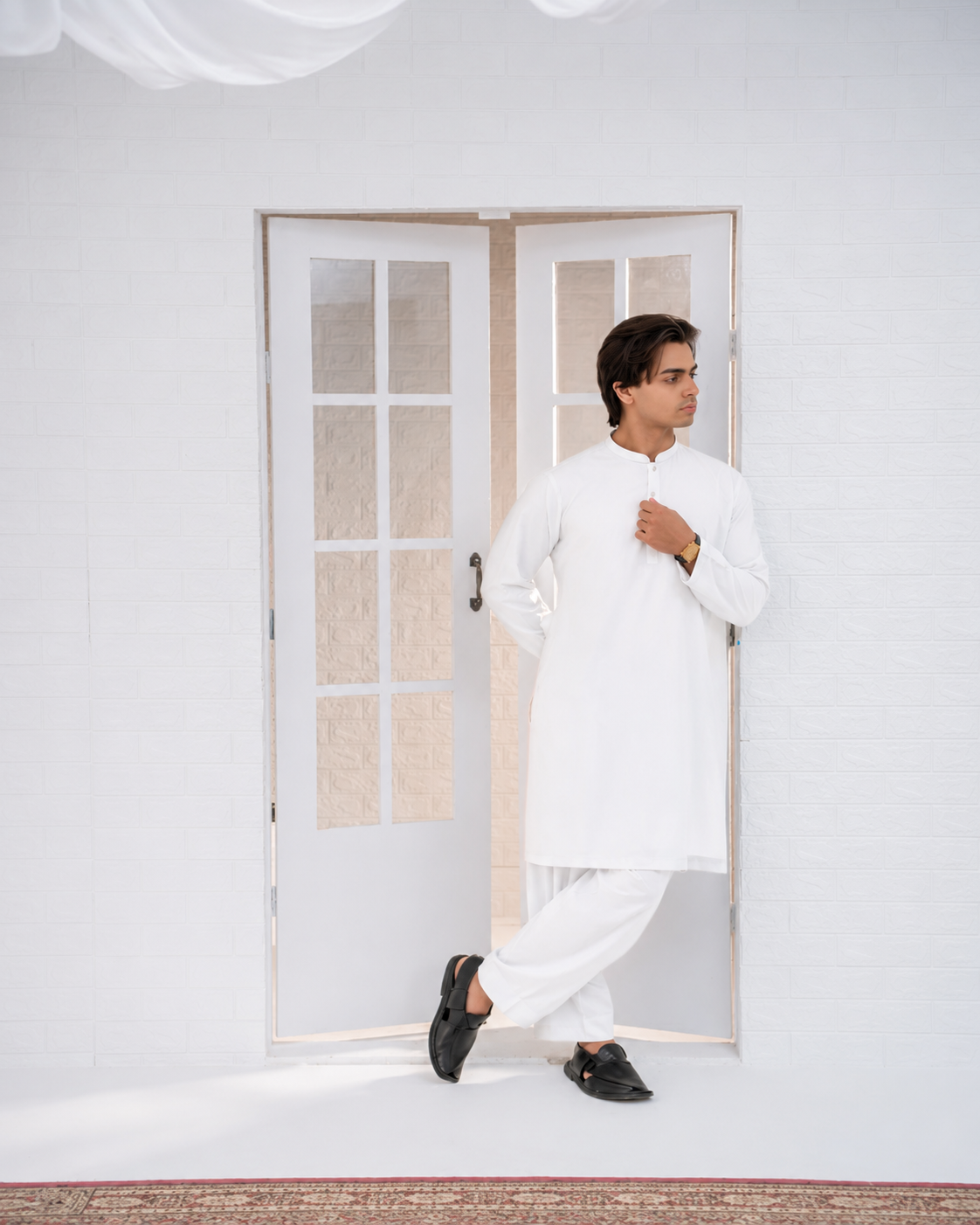 BABUR (Stitched)