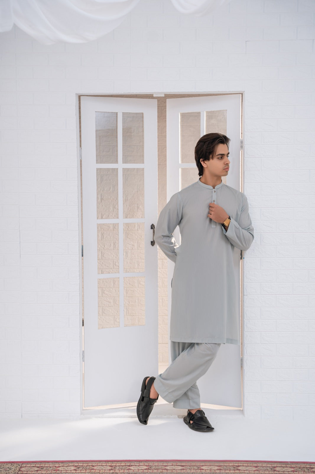BABUR (Stitched)